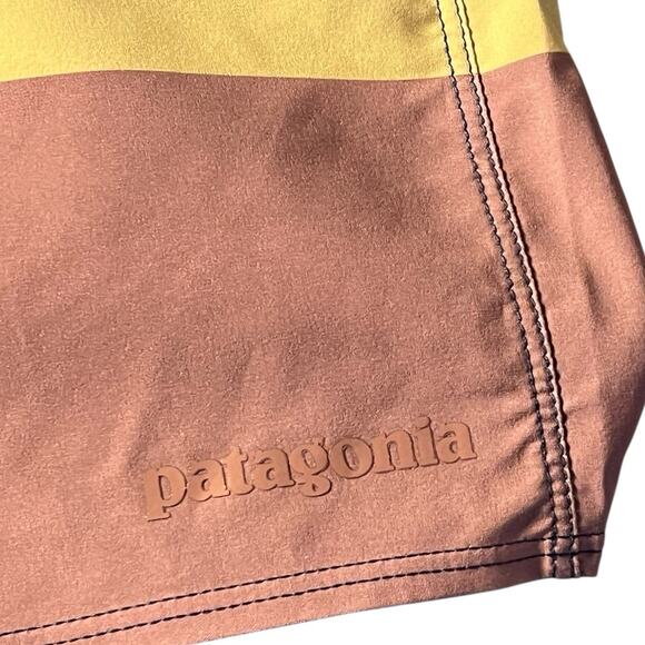 NEW Patagonia Men's Hydropeak Boardshorts 21” Striped Blue‎ Purple 42 Waist Swim - Picture 6 of 7